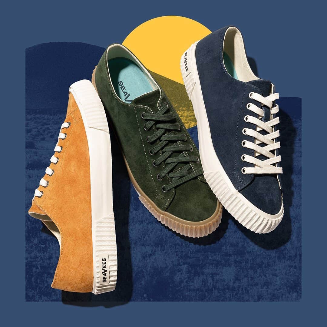 シービーズのインスタグラム：「Our newest sneaker is the cool kid on the block this season. Meet the Darby.」