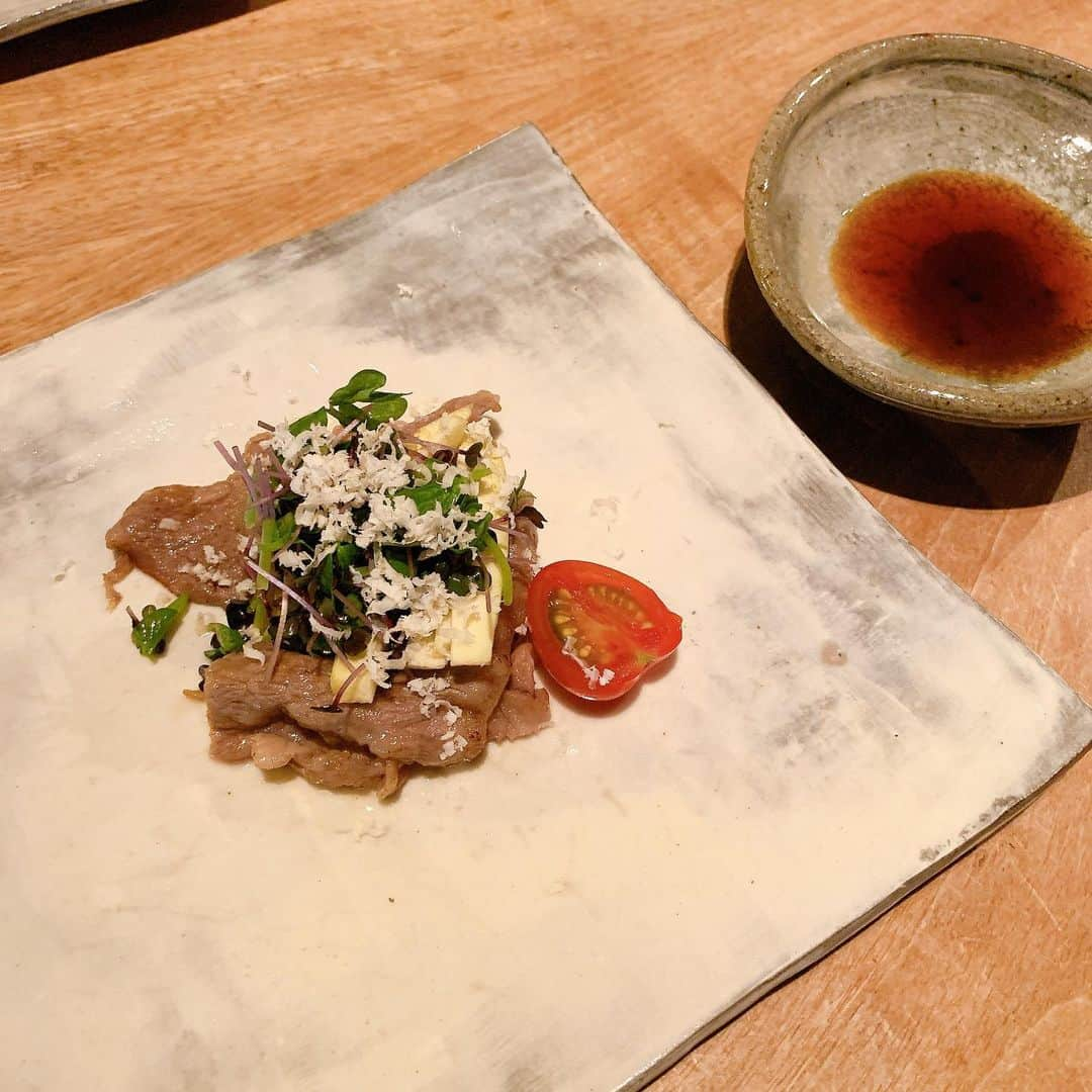 小林ひろ美さんのインスタグラム写真 - (小林ひろ美Instagram)「#昨日の晩ご飯  #密にならない工夫が完璧 #夕方5時からやっています #小野木さんありがとうございます」8月12日 9時32分 - hiromi_kobayashi__