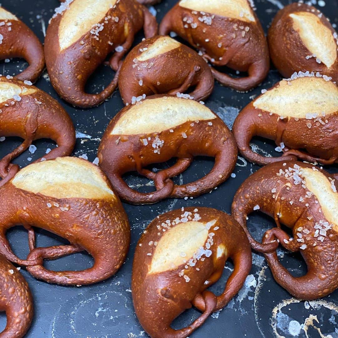 魔女菅原のグルメインスタ