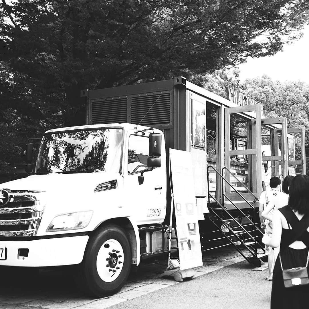 EL★CAMIONのグルメインスタ