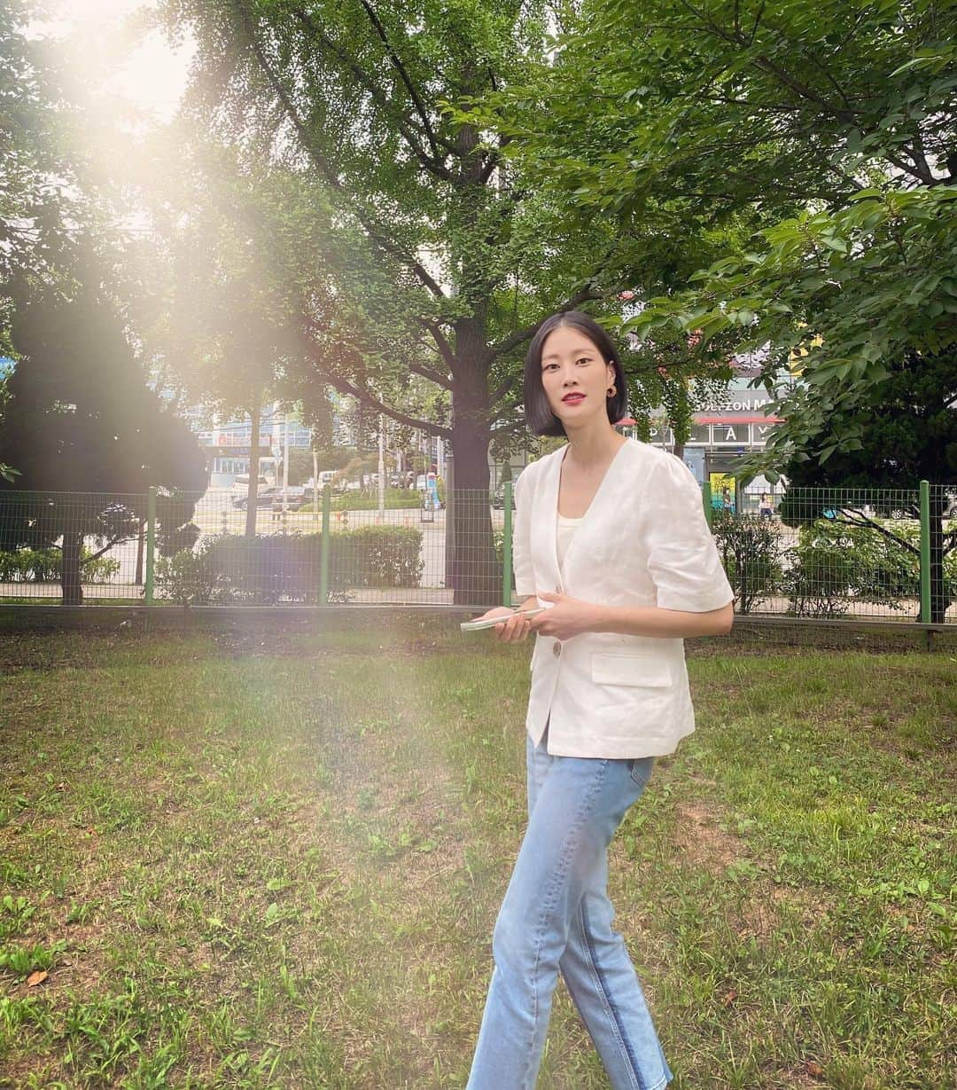 イ・ヒョニさんのインスタグラム写真 - (イ・ヒョニInstagram)「해떴다!☀️」8月12日 11時16分 - lee.hyunyi