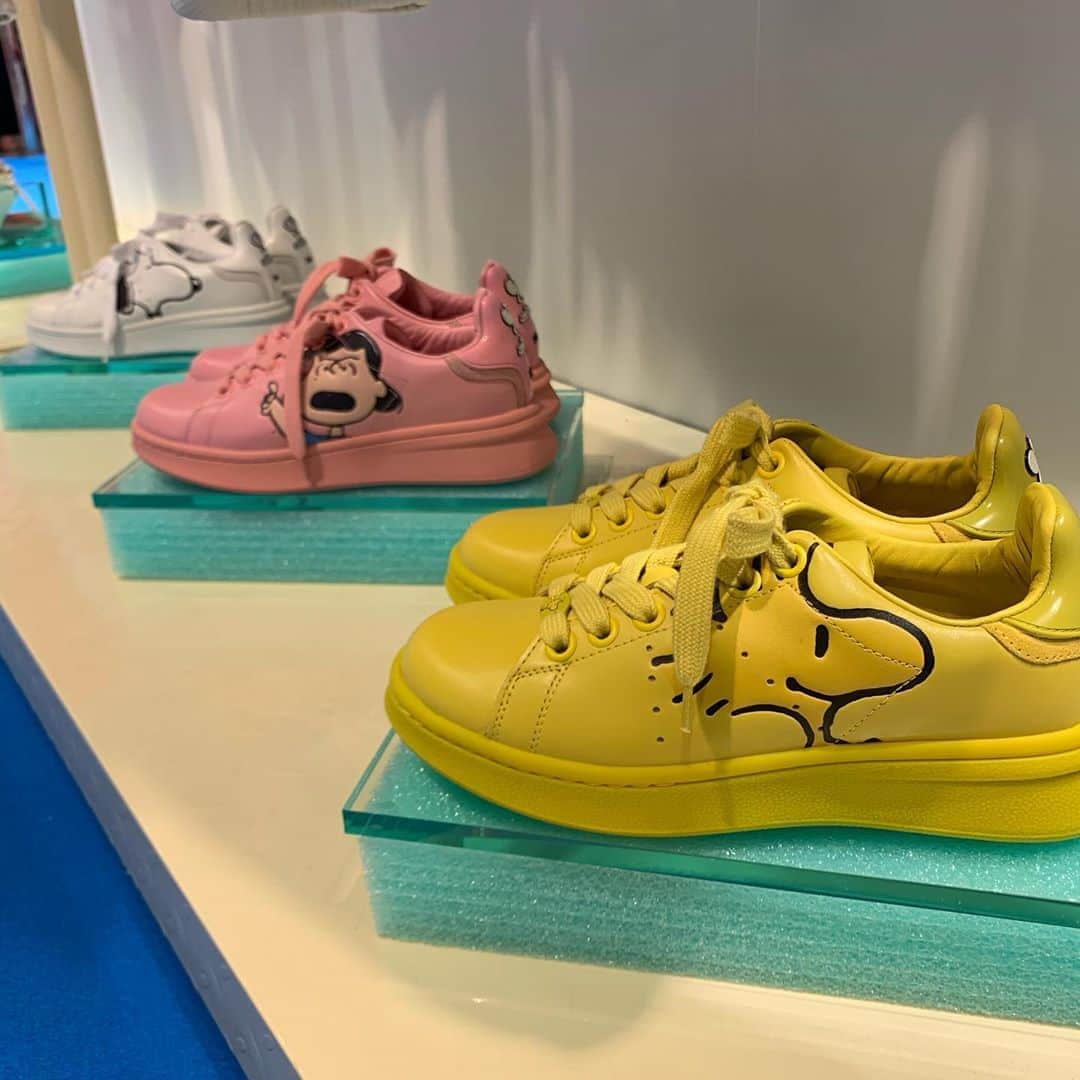 HANKYU.MODEさんのインスタグラム写真 - (HANKYU.MODEInstagram)「PEANUTS × THE MARC JACOBS POP UP SHOP Until 8/25 At 3F Cotocoto Stage31  At HANKYU E-STORES HANKYU FASHION 詳しくはプロフィールURLをチェック！ #Hankyu #HANKYUMODE #umedahankyu #阪急うめだ本店 #うめだ阪急 #阪急百貨店 #osaka #umeda #mode #PEANUTS #MARCJACOBS #THEMARCJACOBS #SNOOPY #ピーナッツ #マークジェイコブス #スヌーピー #コラボレーション #Tシャツ #バッグ」8月12日 12時30分 - hankyumode