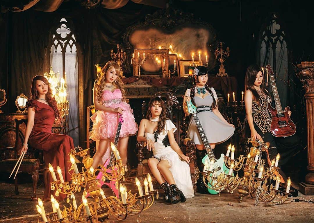 R!Nのインスタグラム：「New Artist Photo is out!  #Aldious」