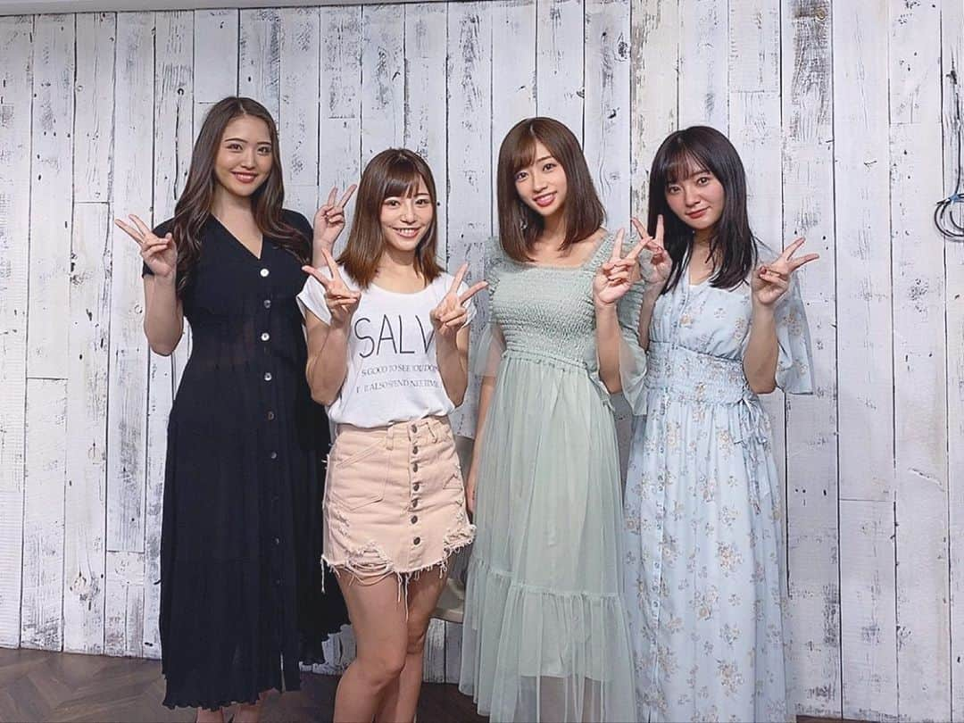 大貫彩香さんのインスタグラム写真 - (大貫彩香Instagram)「この度、初代×次世代サンスポGOGOクイーンコラボによるYouTubeチャンネルを始める事になりました🌸  毎週水曜日には週替わりで生配信も♪  『GoGoボートレースチャンネル』に出演させて頂きます！是非チャンネル登録してお待ち下さい✨ 相方は水咲優美ちゃんです！💡 もう何本か動画撮影はしてあるんだけど、可愛くて面白い方🤣🌸これから楽しくなりそうだ✨  --サンスポGOGOクイーン　 YouTubeチャンネル🌸--  ボートレース専門の 「GoGoボートレースチャンネル」 地方競馬、競輪、オートレース専門の 「GoGoぐるぐるレースチャンネル」 ２つが始動！！✨  YOUTUEBで配信！毎週水曜には週替わりで生配信初回は8/19(水)地方競馬の番組からスタートです😊🌸 お楽しみに♡  #サンケイスポーツ　 #サンスポGOGOクイーン　 #グランプリ」8月12日 13時29分 - sayaka_oonuki