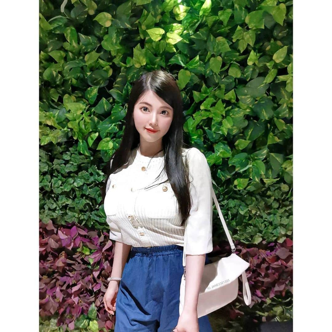 ジェーン・チェンさんのインスタグラム写真 - (ジェーン・チェンInstagram)「一起吃飯好不？  ❤️🐷」8月12日 13時42分 - jane2321325