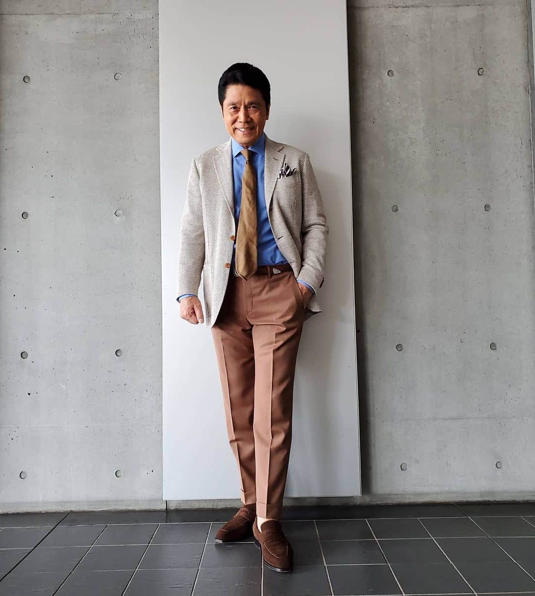 峰竜太さんのインスタグラム写真 - (峰竜太Instagram)「#アド街ック天国 https://www.tv-tokyo.co.jp/adomachi/ https://www.tv-tokyo.co.jp/adomachi/smp/ #jacket #sartorio #shirt #doone #tie #attovannucci #pants #zanella #shoes #stefanobemer」8月12日 14時00分 - mineryuta