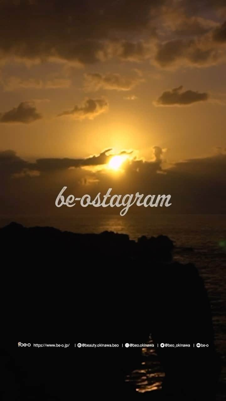 be-o編集部のインスタグラム：「恩納村 万座毛の夕景  be-ostagram  「沖縄の女性をHAPPYに」 HAPPYな女性が増えれば きっと未来は明るくなりますよね  フリーペーパーbe-oがオススメするお店やサービスを集めたチラシの新サービス  be-oができることから始めていきたいと思います  #beo #beostagram #ビオスタグラム #沖縄 #沖縄好きな人と繋がりたい #沖縄移住 #沖縄好き #沖縄生活 #沖縄ライフ #沖縄本島 #沖縄暮らし #沖縄を盛り上げ隊 #ハッピー #ハッピーライフ #タイムラプス #万座毛  #沖縄風景」