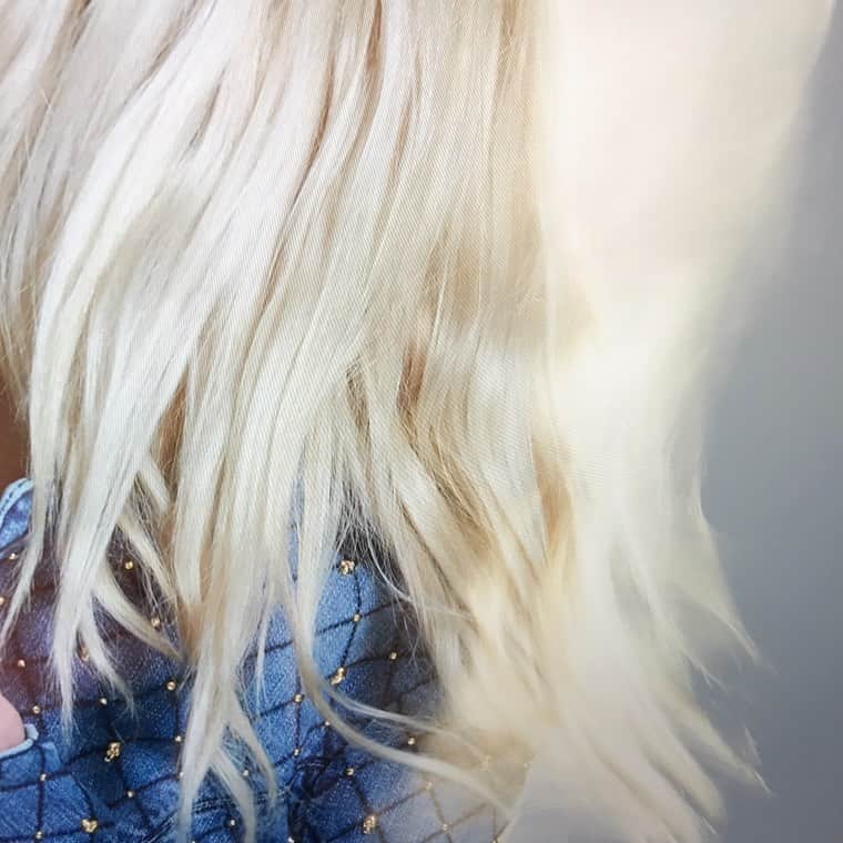 トーマス ワイルドのインスタグラム：「Feeling Blue...#thomaswylde」