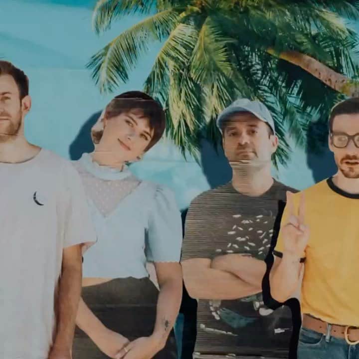 マシュー・カマのインスタグラム：「New @winnetkabowlingleague song out called Come To The Beach featuring socially-distanced-approved cardboard cutouts of ourselves. EP out 9/18 !」