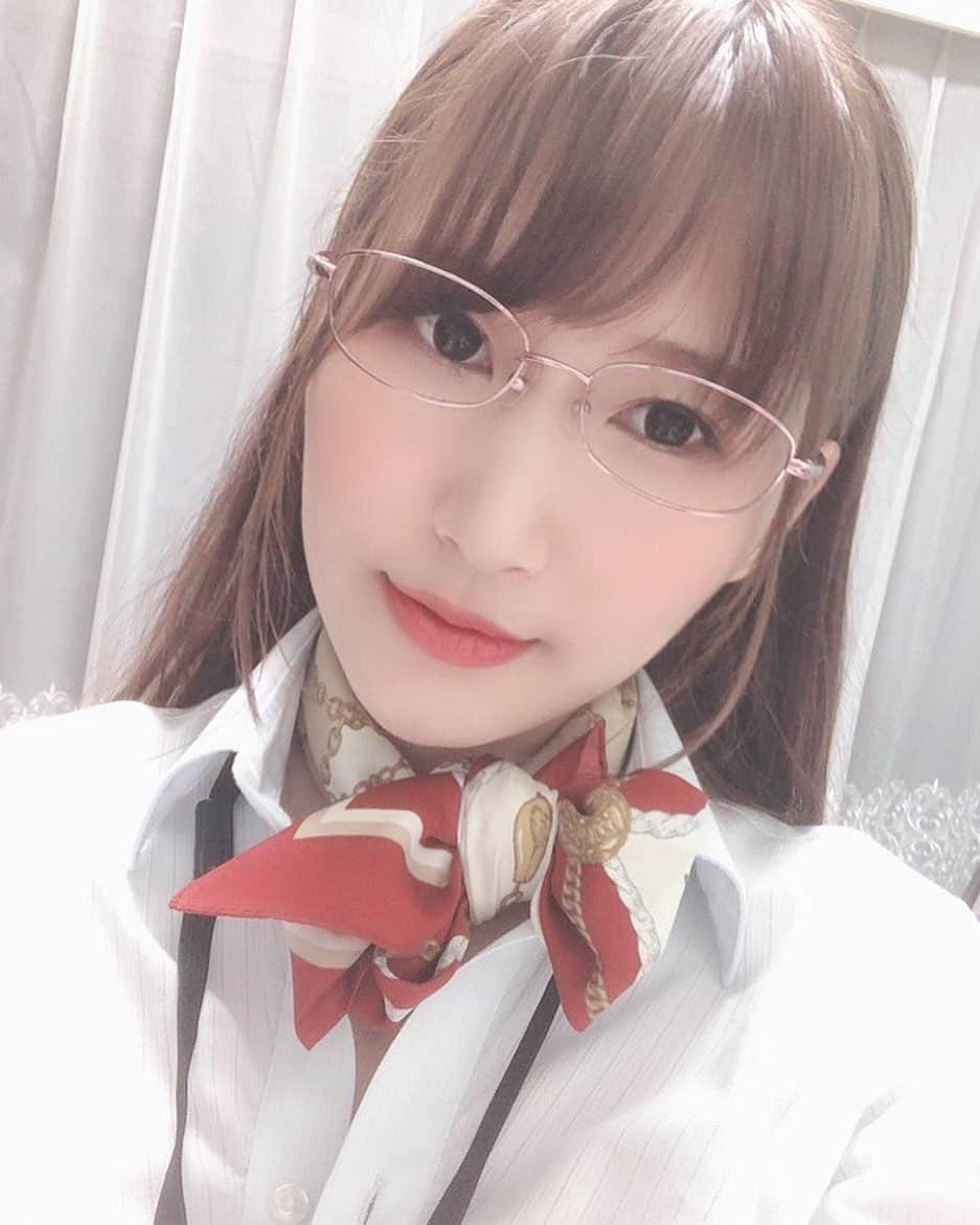 三原ほのかのインスタグラム：「今日もあついね( ´△｀)熱中症に気をつけるのよ！！  #三原ほのか  #miharahonoka  #巨乳」