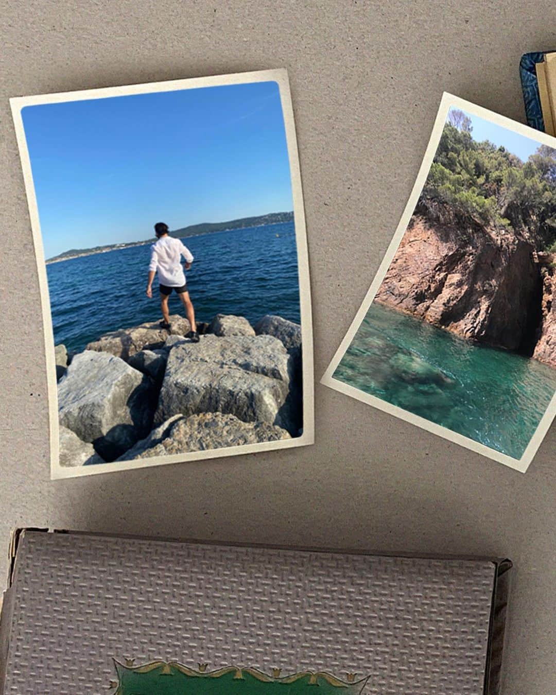 のインスタグラム：「@JorisPoggioli est designer. Il passe l’été à Grimaud dans une maison provençale devenue son atelier. Sur les rochers le long de la Méditerranée, il porte une paire de derbies bateau. __ Designer @JorisPoggioli spends his Summer in Provence in a house that also happens to be his own workshop. On the rocks running alongside the Mediterranean Sea, he wears his pair of Boat Derbies.  #JMWeston #JorisPoggioli #Summer #Shoes」