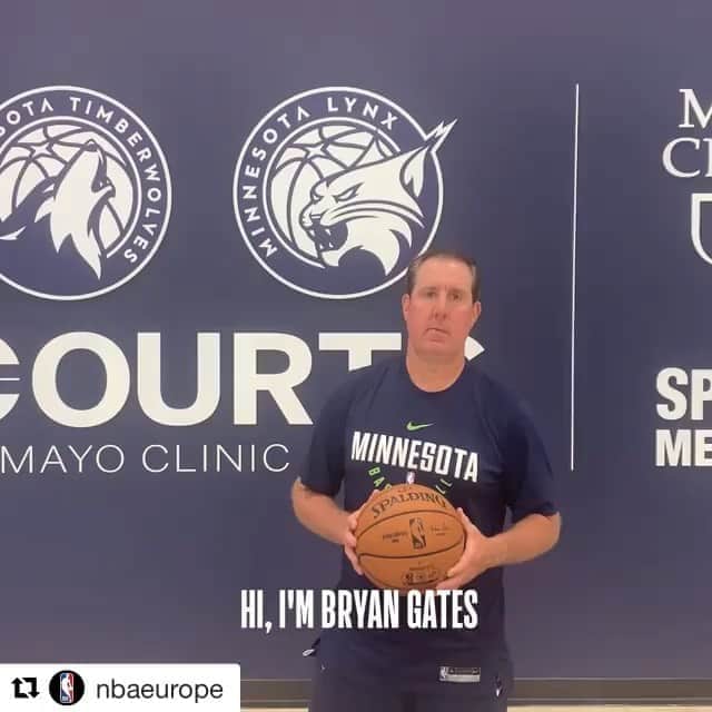 ダニーロ・ガリナリのインスタグラム：「#Repost @nbaeurope with @get_repost ・・・ Minnesota Timberwolves Assistant Coach Bryan Gates will be leading a live coaching session to improve your coaching skills on Aug 16th. Download the OWQLO app to find out more and register NOW 📲」