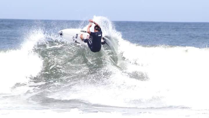 山中海輝のインスタグラム：「<告知> 8月16日(日) 12:00〜21:00 @peace_surf_crew の店頭にいます。感染予防対策をした上でぜひ遊びに来てください😌 そしてこの千葉でのサーフィン動画をはじめ色々な場所で撮影した景色などYahoo!Japan creatorsにアップしているので 「ヤフークリエイターズ　山中海輝」検索してみてください✌️」