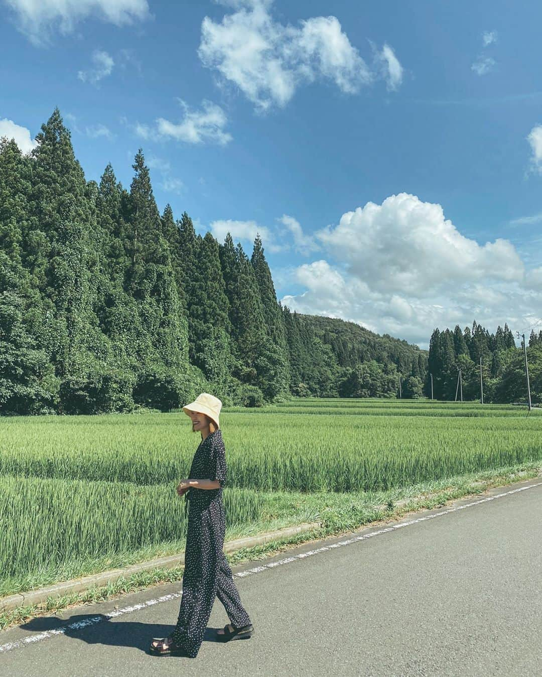 井村亜里香さんのインスタグラム写真 - (井村亜里香Instagram)「帰郷してからはじめてのお盆休み🍉 ・ #aomori#aomoricity#obon#japan #青森#青森市#田舎暮らし#田舎の風景  #お盆#お盆休み#あおもり」8月12日 17時06分 - arika_imura