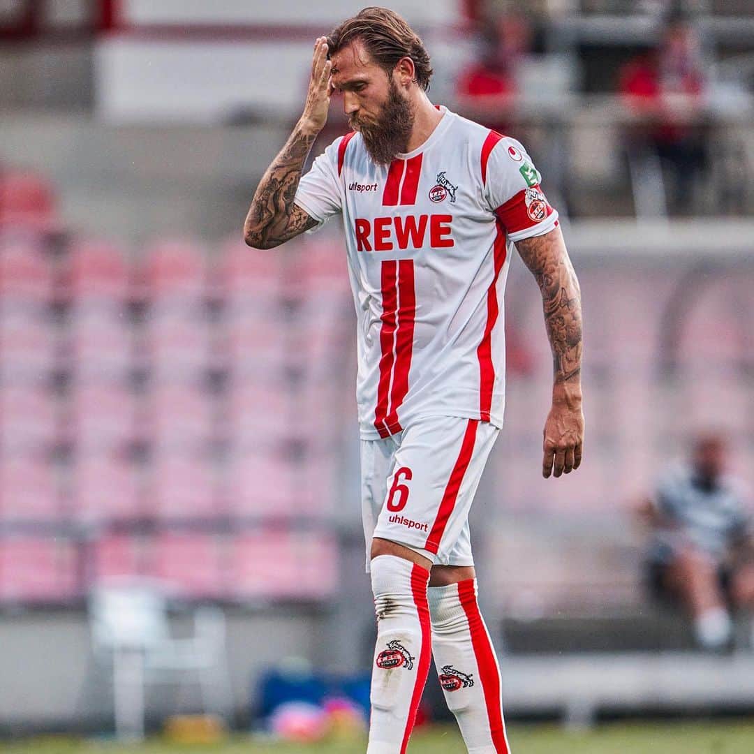 マルコ・ヘーガーのインスタグラム：「Test Nr. 1✔️ @fckoeln  #test #game #preseason #hardwork #proud #team #blessed #together #positivevibes #effzeh #cologne #köln #mh6 #liebedeinestadt」