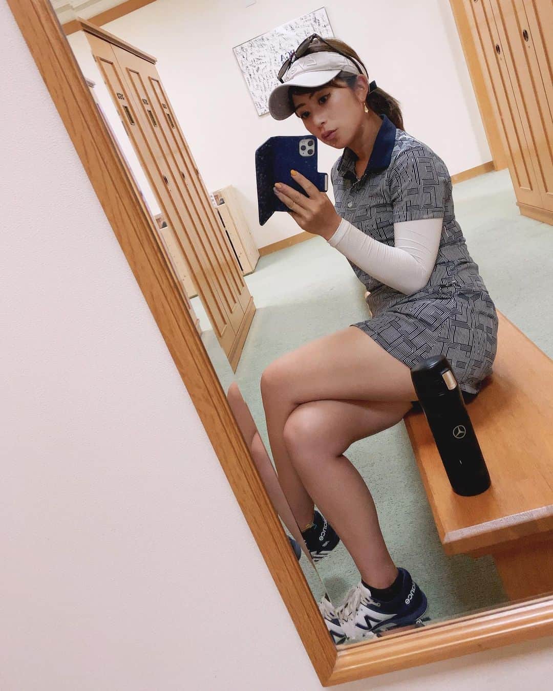 青木茉里奈のインスタグラム：「⛳️🌺 カレドニアンゴルフクラブ 最終ホールのイーグル惜しかった💦あと数cm🥺 練習してラウンドして練習して、今日も充実した一日でした..✨ 一日一日を大切に、明日も頑張ります🍃 ・ ・ ・ #golf #カレドニアンゴルフクラブ #千葉県」