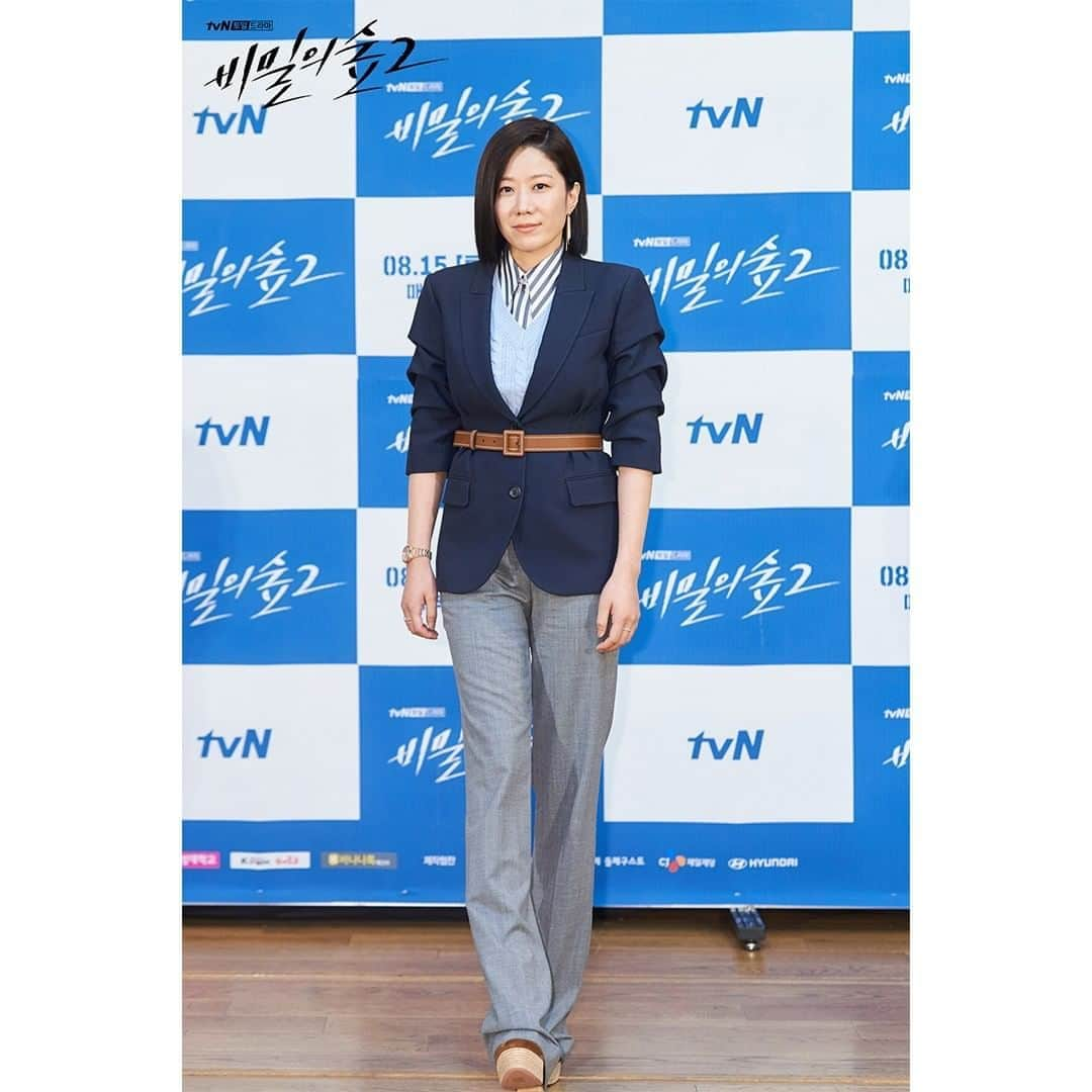 tvN DRAMA【韓国】さんのインスタグラム写真 - (tvN DRAMA【韓国】Instagram)「믿고 보는 조합!✨ 연기파 배우들의 안개 속 비밀의 숲으로 귀환!💨 ⠀ #비밀의숲2 8월 15일 (토) 밤 9시 tvN 첫 방송 #침묵을원하는자모두가공범이다 #비숲 #tvN #토일드라마 #조승우 #배두나 #전혜진 #최무성 #이준혁 #윤세아」8月12日 17時17分 - tvn_drama