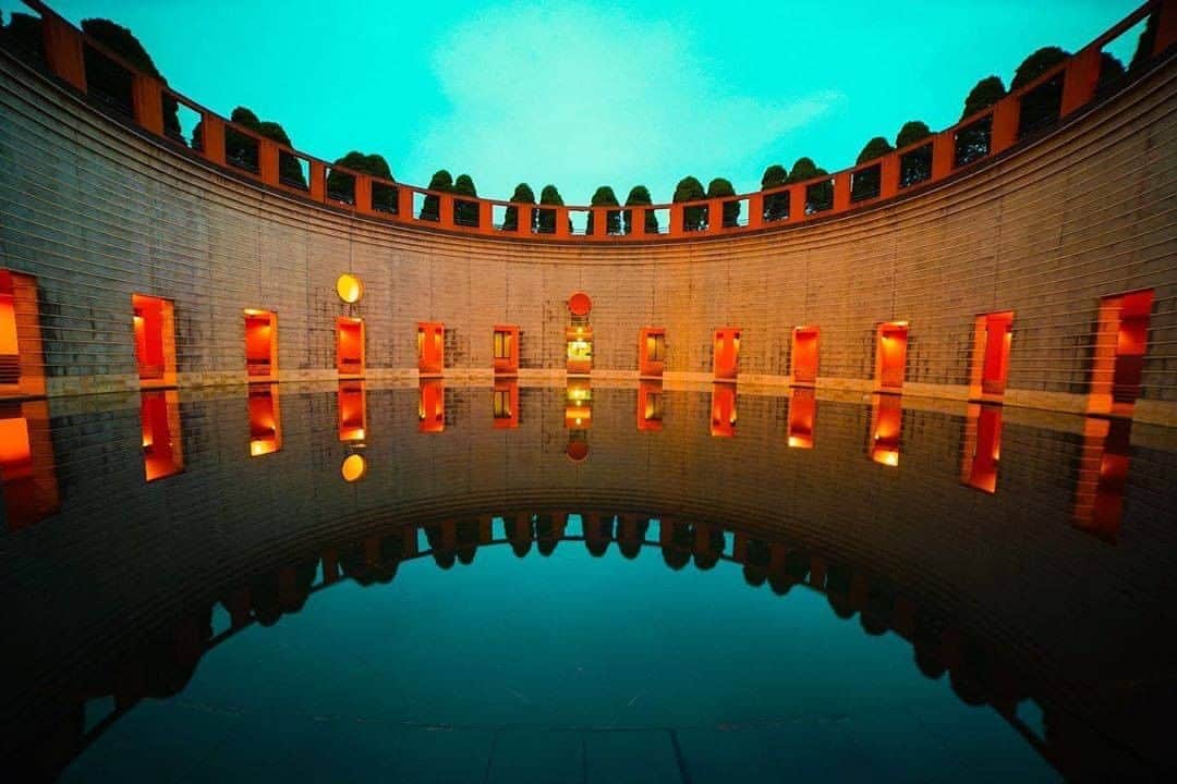 のインスタグラム：「Find yourself immersed in the experiences here.﻿ Photo: @miyazaki_japan﻿ #myyokohama ﻿ ﻿ #yokohama #darlingescapes #beautifuldestinations #artofvisuals #somewheremagazine #discoverglobe #travelawesome #passionpassport #lovejapan #explorejapan #japanlife #japanfocus #japan_vacations #japanrevealed #よこはま #ヨコハマ #横浜」