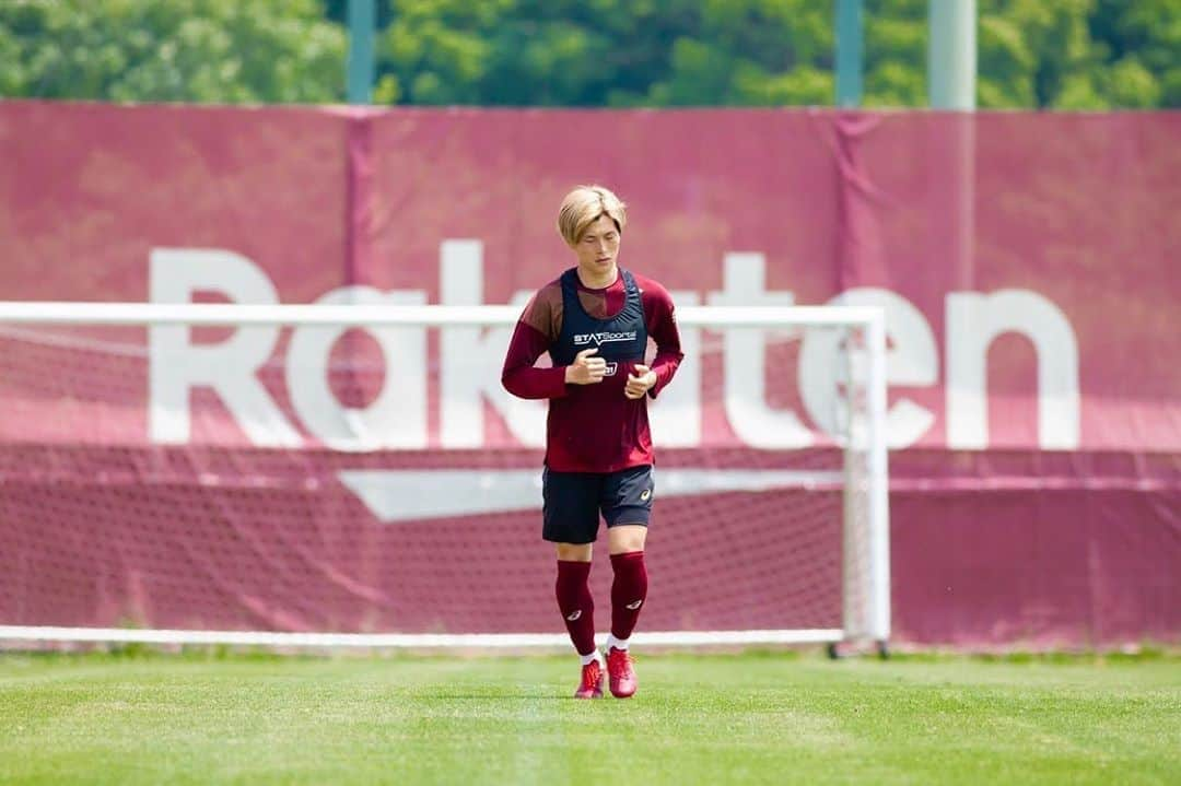 古橋亨梧さんのインスタグラム写真 - (古橋亨梧Instagram)「🔜⚽️ @visselkobe」8月12日 20時20分 - kyogo_furuhashi