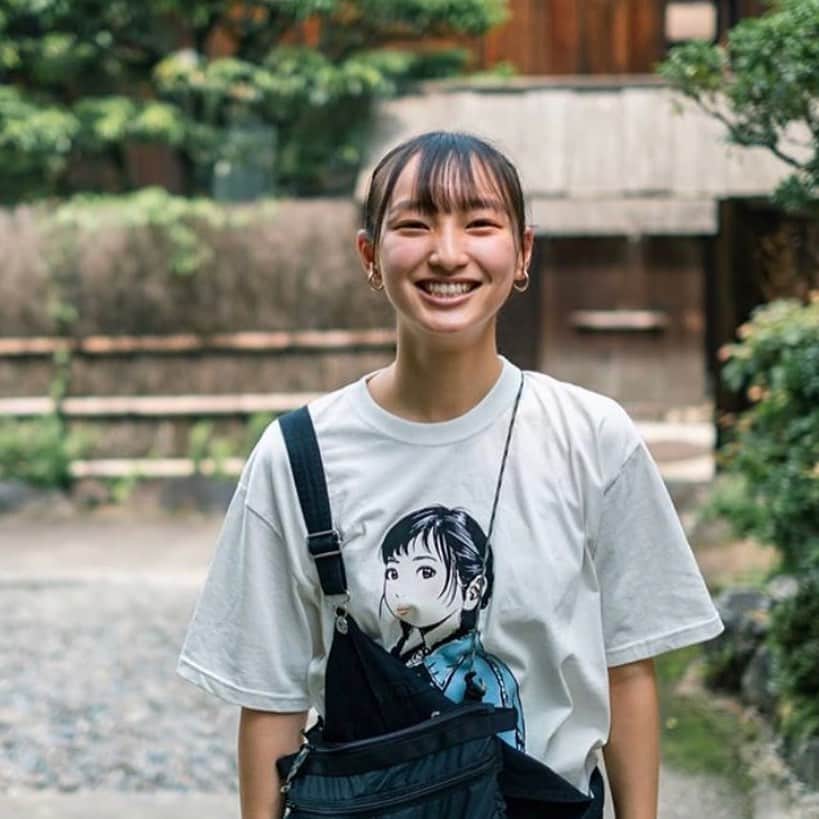 江口寿史さんのインスタグラム写真 - (江口寿史Instagram)「#ジーパン女子 Ｔは「江口寿史」を知らない人たちもフツーに着てくれてるのがすごくイイね。そこが嬉しい。」8月12日 20時21分 - egutihisasi