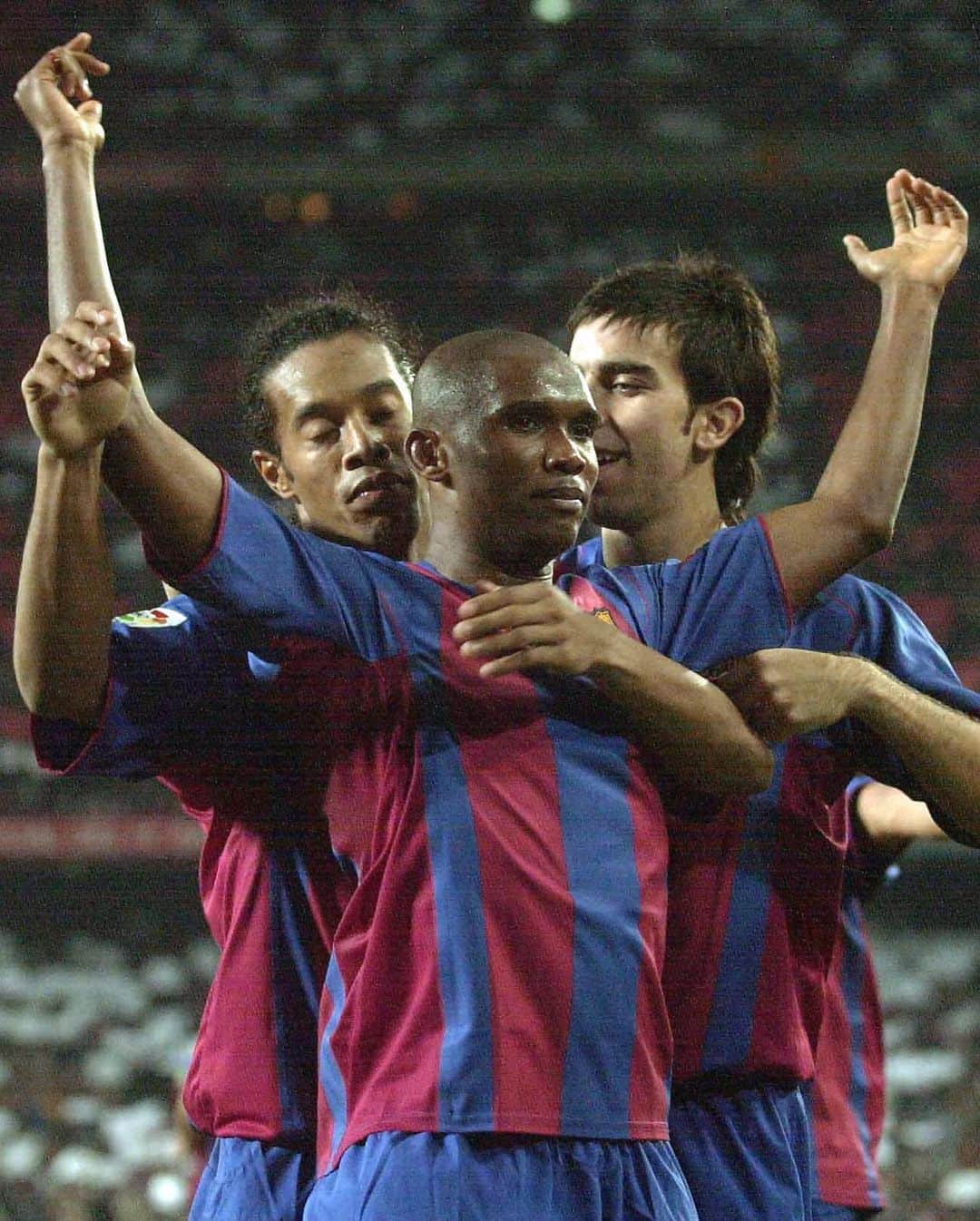 LFPさんのインスタグラム写真 - (LFPInstagram)「12/08/2004: #OnThisDay, 16 years ago, @setoo9 started his era at @fcbarcelona... 🦁⚽️ • 12/08/2004: hace 16 años Eto'o arrancaba su camino en el Barça... 🦁⚽️ • #Etoo #Barça #LaLiga #LaLigaSantander」8月12日 20時39分 - laliga