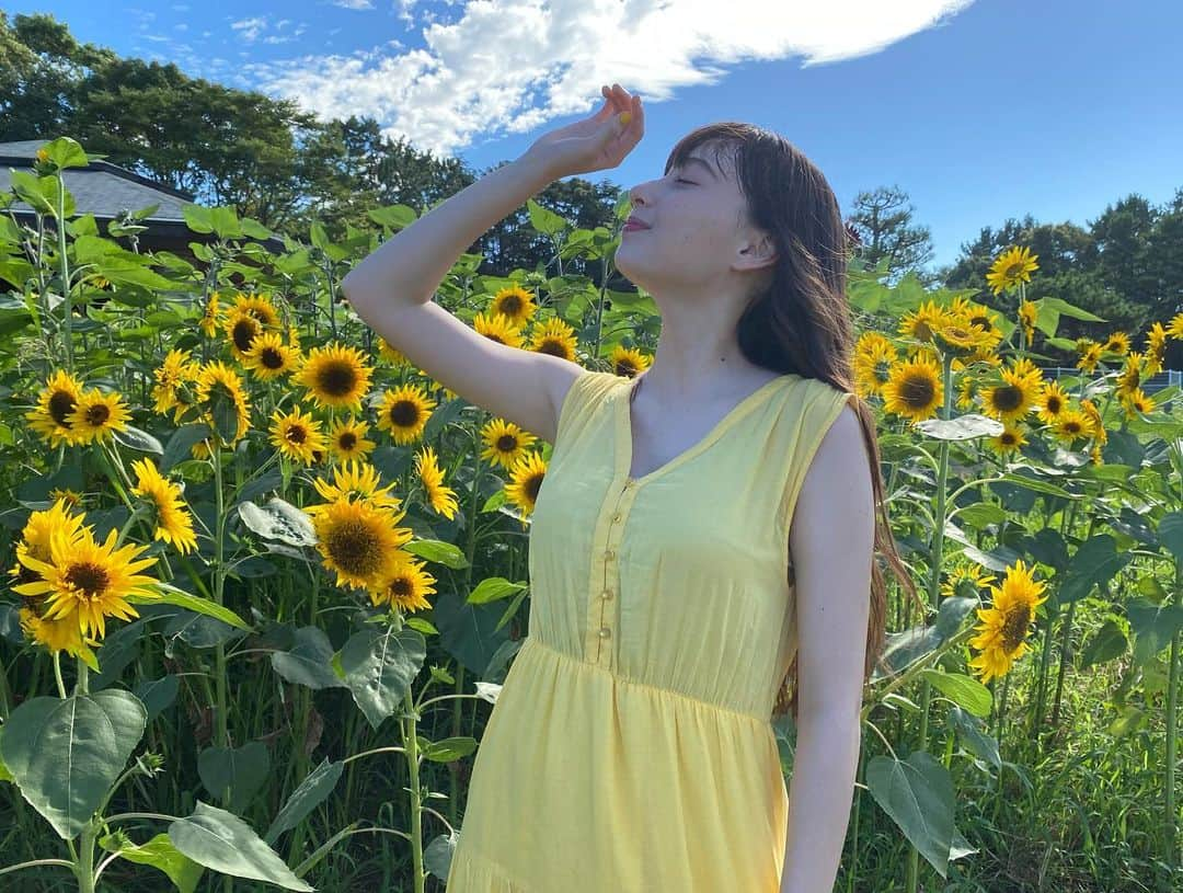 チューニングキャンディー（Chuning Candy）さんのインスタグラム写真 - (チューニングキャンディー（Chuning Candy）Instagram)「🌻 ひまわりが似合いますね〜😁💕 #チューニングキャンディー#チュニキャン #LILI#ひまわり #offshot」8月12日 20時41分 - chuningcandy