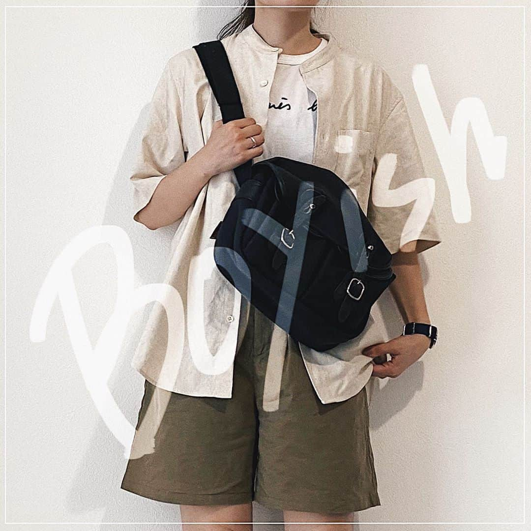 かほこ。さんのインスタグラム写真 - (かほこ。Instagram)「ㅤㅤㅤㅤㅤㅤㅤㅤㅤㅤㅤㅤㅤ ㅤㅤㅤㅤㅤㅤㅤㅤㅤㅤㅤㅤㅤ shirt & pants : #freaksstore T-shirt : #agnesb bag & sandals : #journalstandard ㅤㅤㅤㅤㅤㅤㅤㅤㅤㅤㅤㅤㅤ 暑すぎて服考える気になれず、、 ㅤㅤㅤㅤㅤㅤㅤㅤㅤㅤㅤㅤㅤ サンダルが苦手すぎて毎年夏でもスニーカーばかりなので、暑いしよっしゃ履いたるぞ！と思ってソールふかふかの履き心地良いの履いてみたけどやっぱり違和感🤔🤔 ㅤㅤㅤㅤㅤㅤㅤㅤㅤㅤㅤㅤㅤ #kaho_fashion」8月12日 20時49分 - xxokohakxx