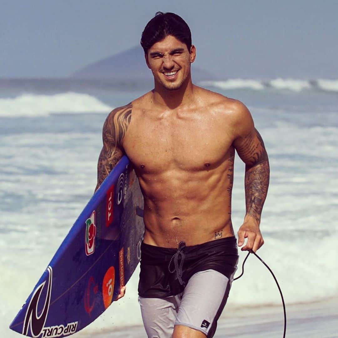 ガブリエル・メディーナのインスタグラム：「🏄🏻‍♂️🏄🏻‍♂️🏄🏻‍♂️🏄🏻‍♂️🏄🏻‍♂️」