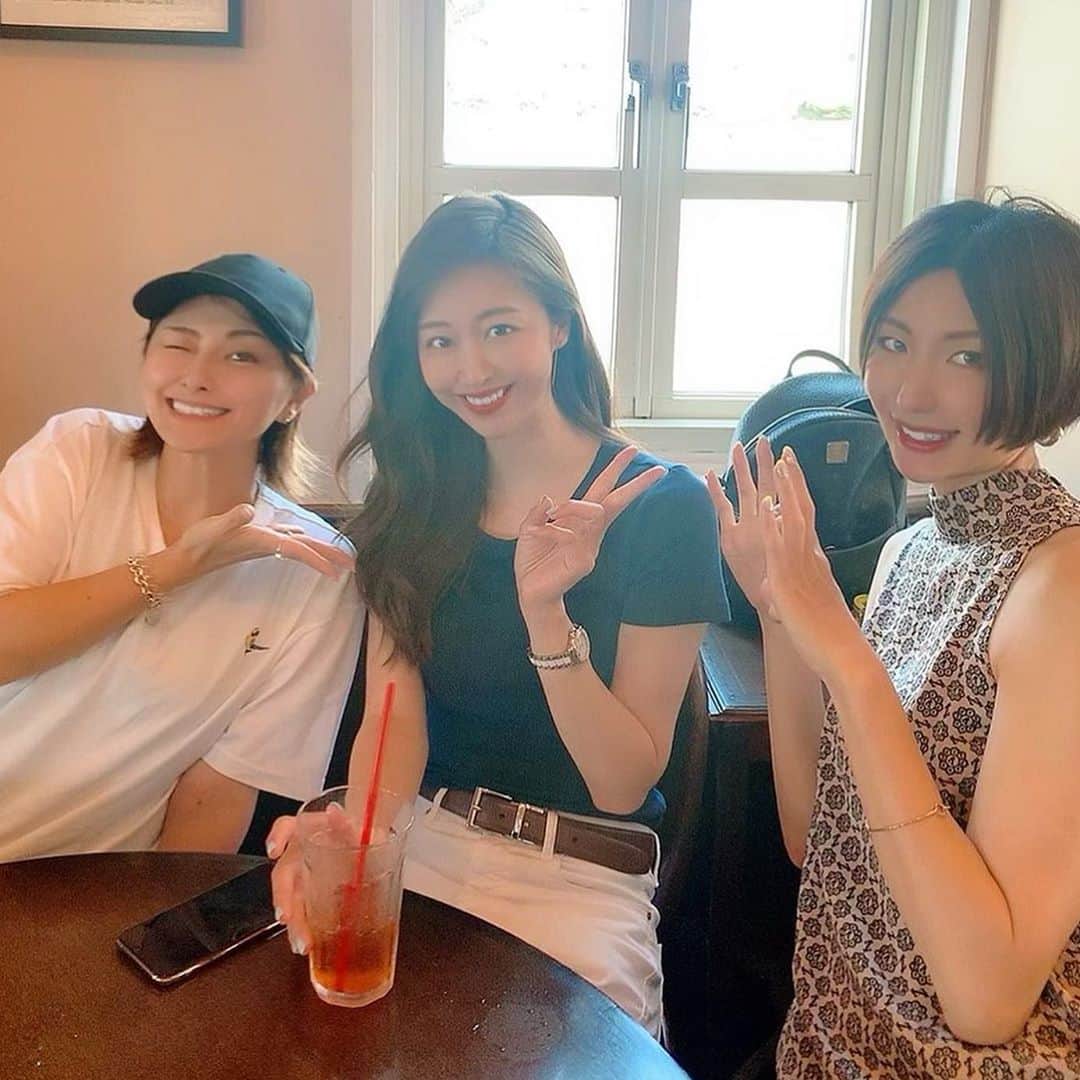 富士村彩花のグルメインスタ