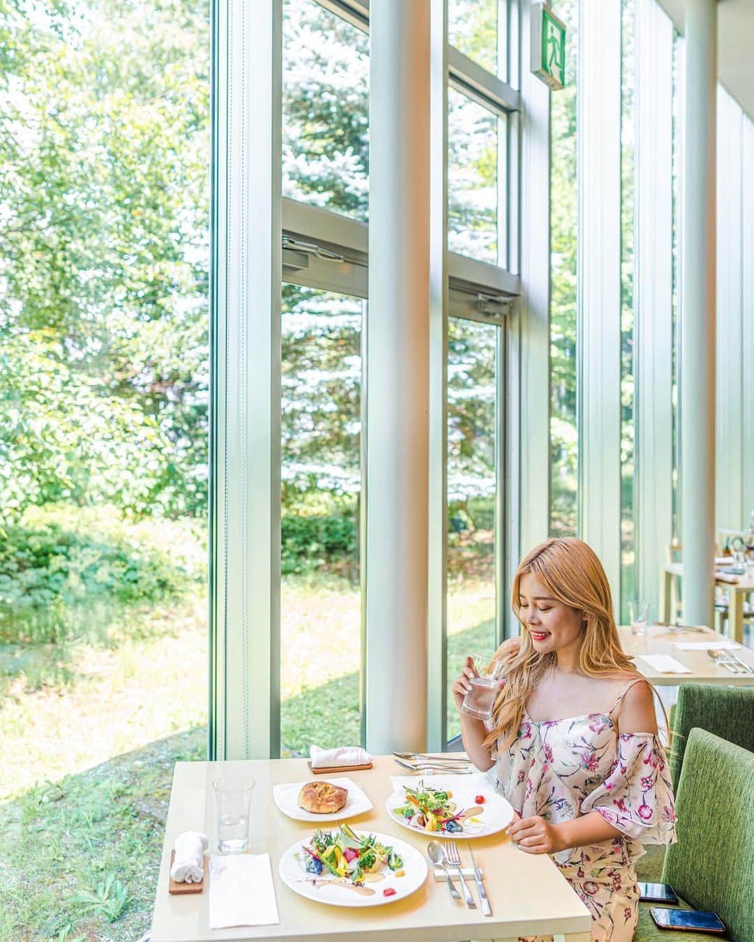 Stella Leeのグルメインスタ