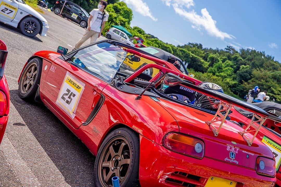のインスタグラム：「_ Honda PP1 BEAT _ Shot on Aug-11 2020, Track day ”Honda PP1 BEAT Class" at MIHAMA Circuit (Aichi Japan). _ owner: @wanyoru_ photo: @mistbahn _ @wanyoru_ was the 4th place on this day. He is getting faster and faster. _ _ JP) 2020年8月11日、美浜サーキットで撮影。 4番時計の @wanyoru_ さん。どんどん速くなっています。 _ _ #mihama #mihamacircuit #美浜サーキット #hondabeat #hondabeatpp1 #pp1beat #ホンダビート #pp1 #beatpp1 #mtrec #e07a #honda #jdm #oridinalpartsssi #エスエスアイ #trackcar #timeattack #timeattackjapan #kcar #keicar #軽自動車 #rays #te37 #volkracing #jdmwheels #brideseats #bridgestone #potenza #re71r #hondasontrack」