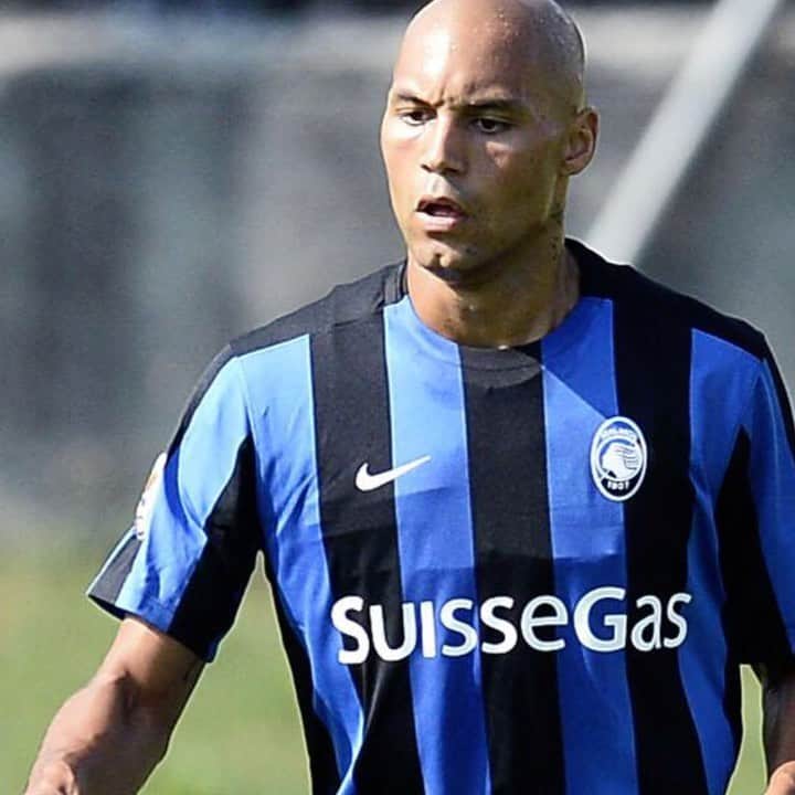 ヨアン・ベナルアンのインスタグラム：「In bocca al lupo per stasera @championsleague  forza Atalanta ⚫️🔵 #bergamo #atalanta #dea siamo tutti con voi ragazzi @atalantabc  @atalanta_bergamo_calcio @1907_atalanta 🦅」