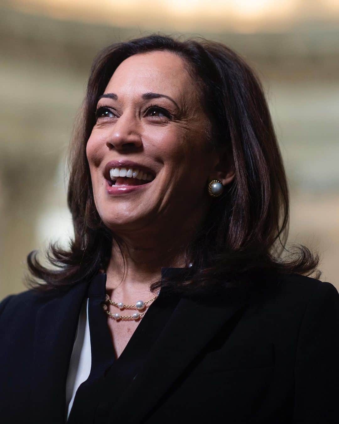 British Vogueさんのインスタグラム写真 - (British VogueInstagram)「#KamalaHarris has been making history for a while: in 2016 she became only the second Black woman ever to be elected to the Senate. Now, as the first Black woman and the first Indian-American woman to be a Vice Presidential candidate alongside Joe Biden, and only the fourth woman in US history to be chosen for a presidential ticket, she is even more of a force for change. From the name her mother chose as a feminist statement to her career so far, click the link in bio for 9 things you need to know about Senator Kamala Harris.」8月12日 22時41分 - britishvogue