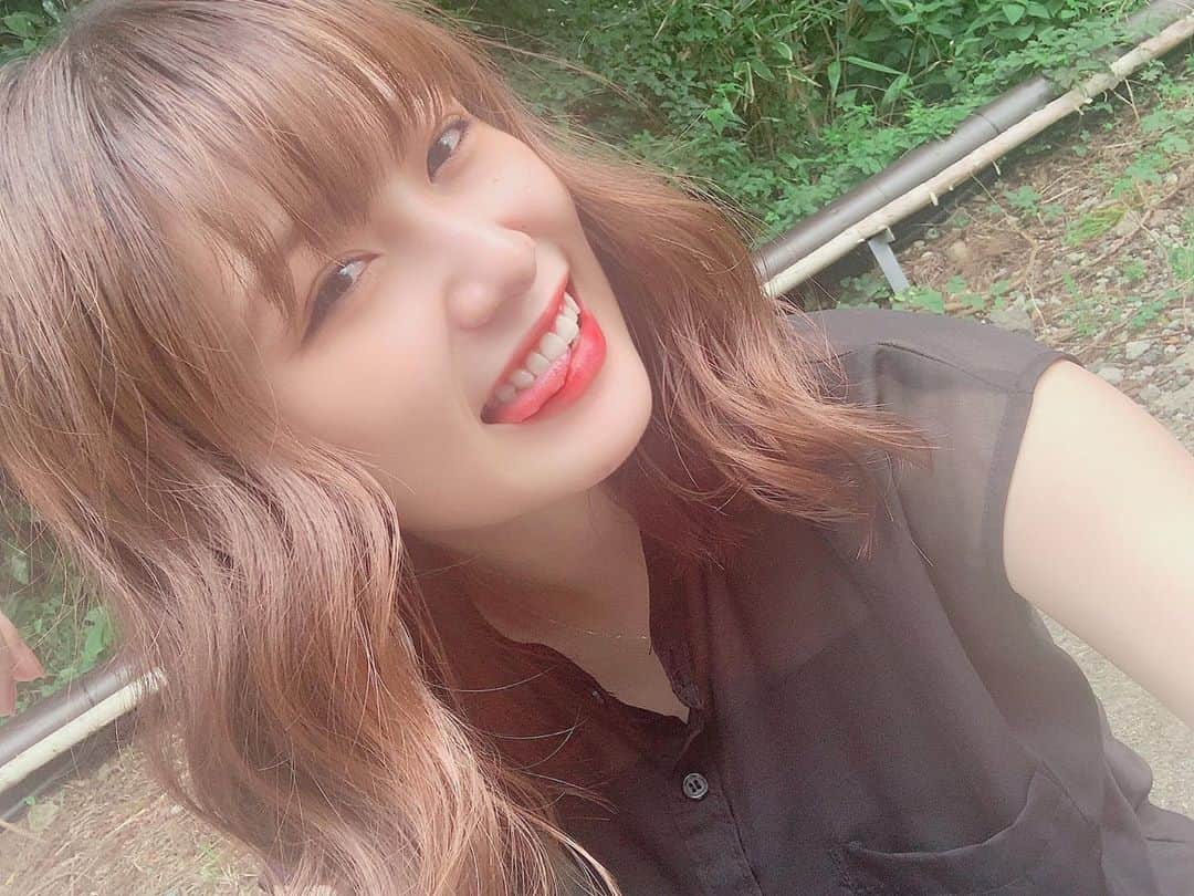 遠藤みゆのインスタグラム：「髪の毛もうすっかり明るくなってきたなあ！！ みなさんは暗い髪と明るい髪色どっちがすきですかい✌︎」
