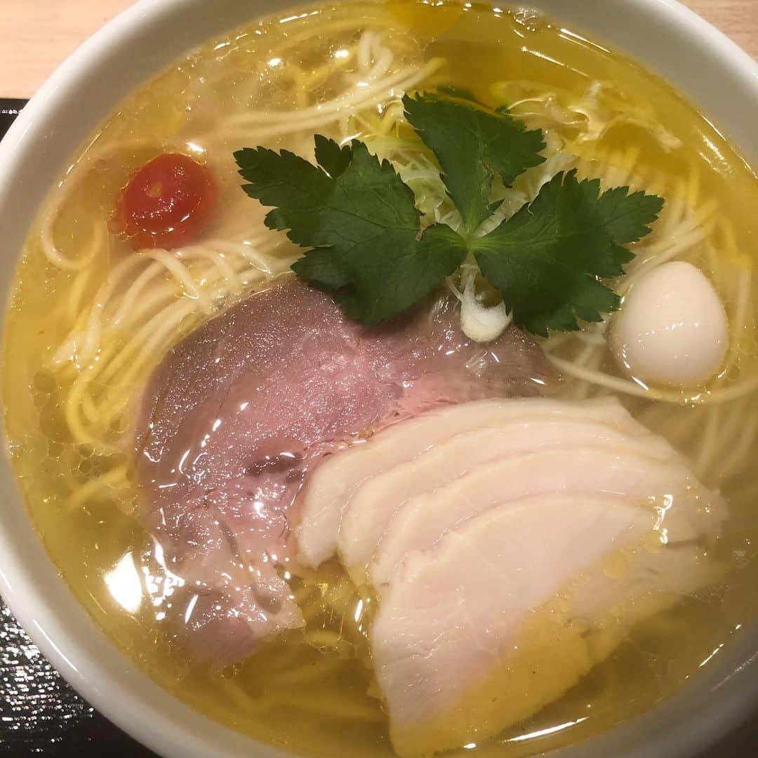 江川智晃さんのインスタグラム写真 - (江川智晃Instagram)「こんな美味い塩ラーメン食べたことない❗️ 月光軒‼️ スープとほとんど完食😋」8月12日 23時08分 - egatomo43