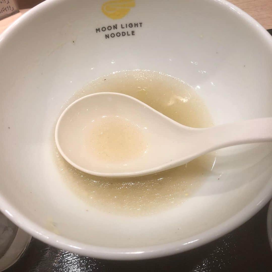 江川智晃さんのインスタグラム写真 - (江川智晃Instagram)「こんな美味い塩ラーメン食べたことない❗️ 月光軒‼️ スープとほとんど完食😋」8月12日 23時08分 - egatomo43