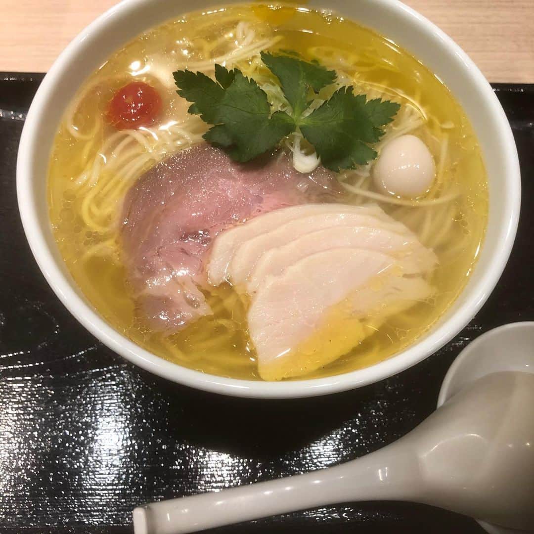 江川智晃さんのインスタグラム写真 - (江川智晃Instagram)「こんな美味い塩ラーメン食べたことない❗️ 月光軒‼️ スープとほとんど完食😋」8月12日 23時08分 - egatomo43