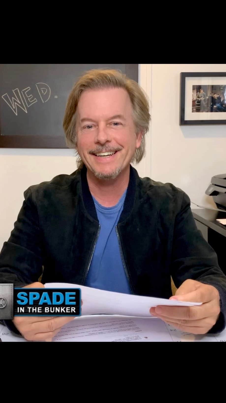 デヴィッド・スペードのインスタグラム：「Lots happening. 🗣」