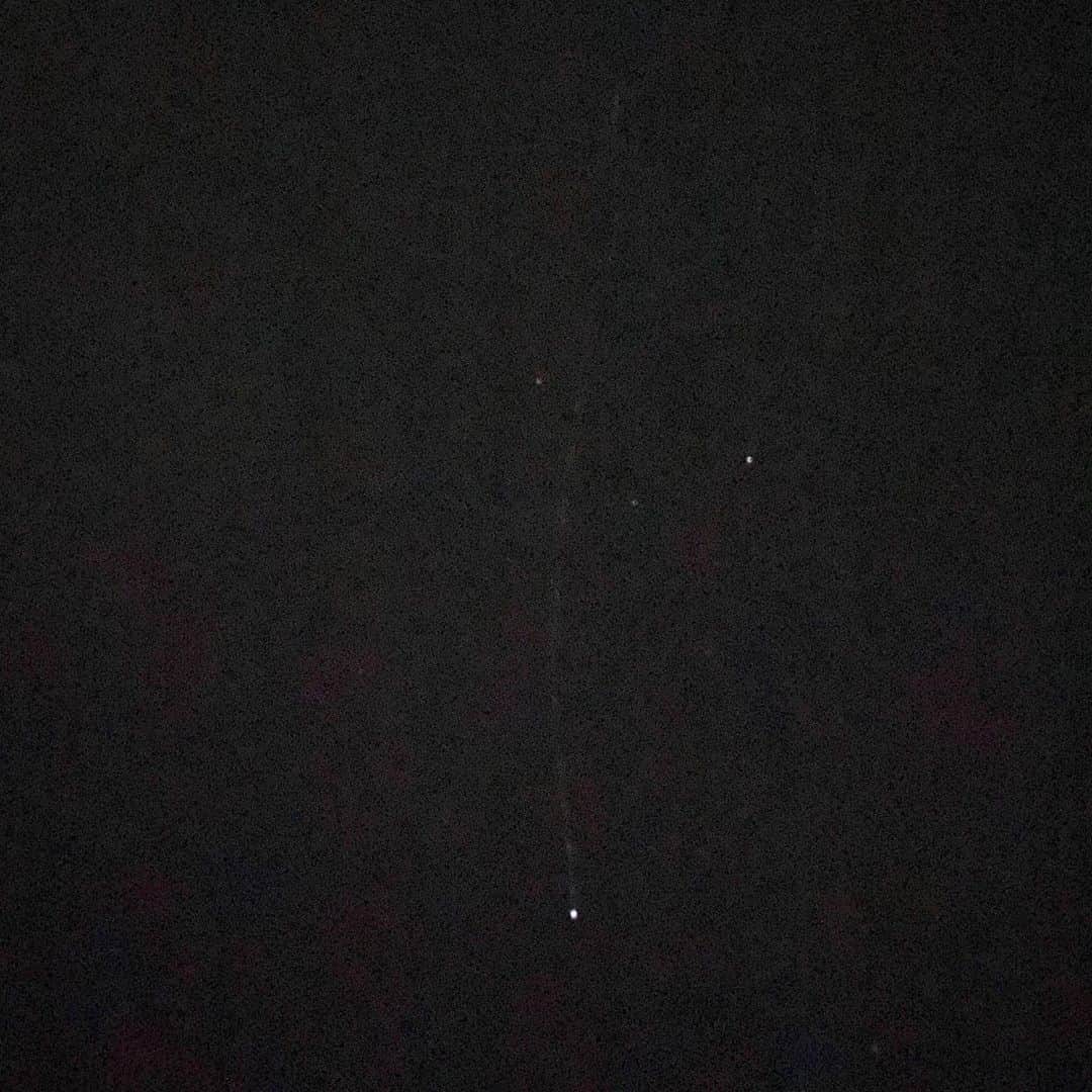 岡田美里さんのインスタグラム写真 - (岡田美里Instagram)「これってペルセウス座流星群か ただの流れ星かも✨」8月12日 23時26分 - millieokada