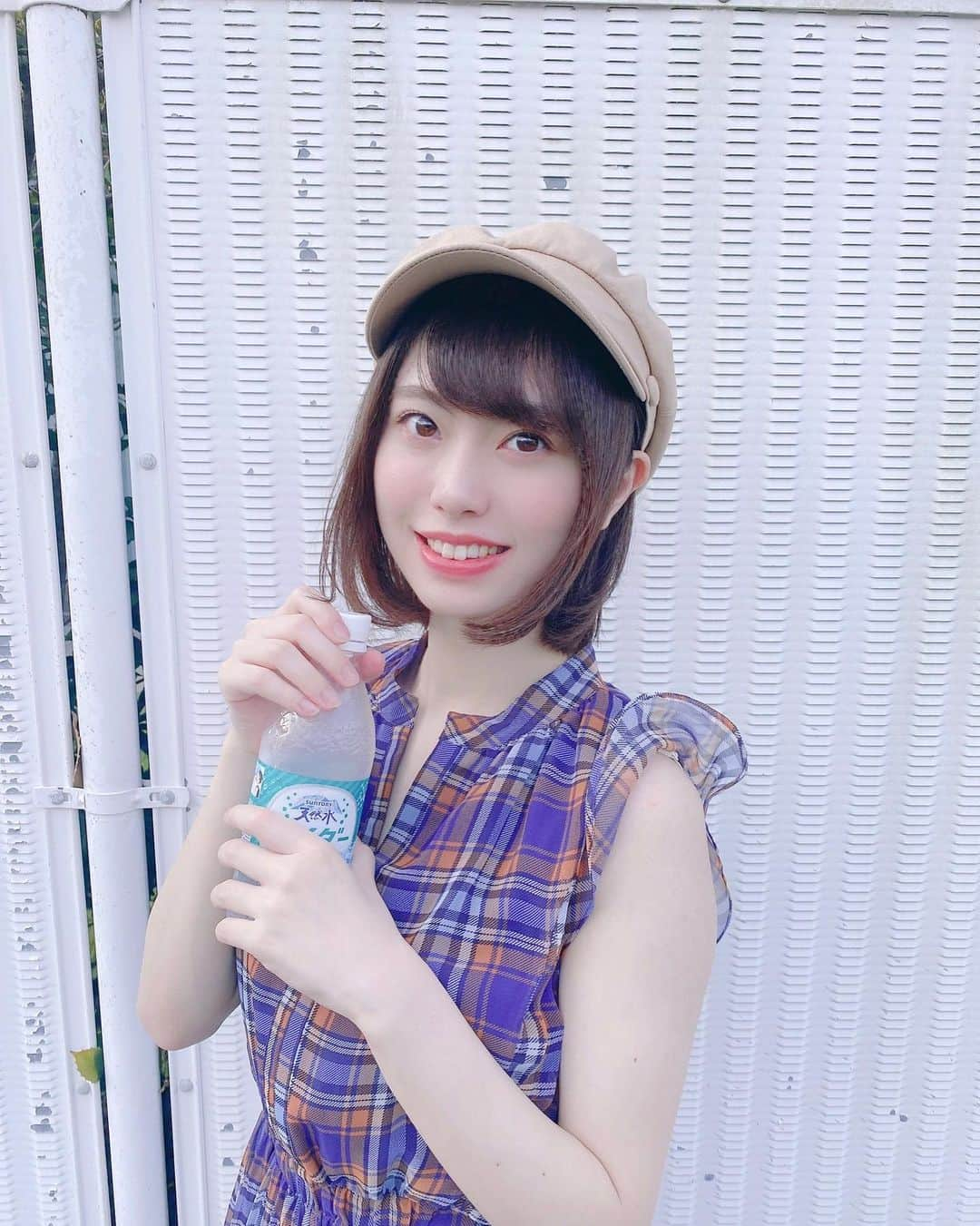 星名あゆみさんのインスタグラム写真 - (星名あゆみInstagram)「8月サイダー💠💠💠﻿ ﻿ ﻿ このサイダーおいしくてハマってる！﻿ 自動販売機限定サイダー。おすすめ💠😳﻿ ﻿ ﻿ ﻿ ﻿  #followｍe #selfie #me #photo #photography #photooftheday #fff #ワンピース #ootd #mystyle #model #데일리 #셀스타그램 #被写体 #写真 #ボブ #tiktok ﻿#good_portraits_japan #team_jp_ #as_archive #fff #ミスid #ミスid2021 #snidel #スナイデル #japanesegirl」8月12日 23時41分 - hoshina_ayumi