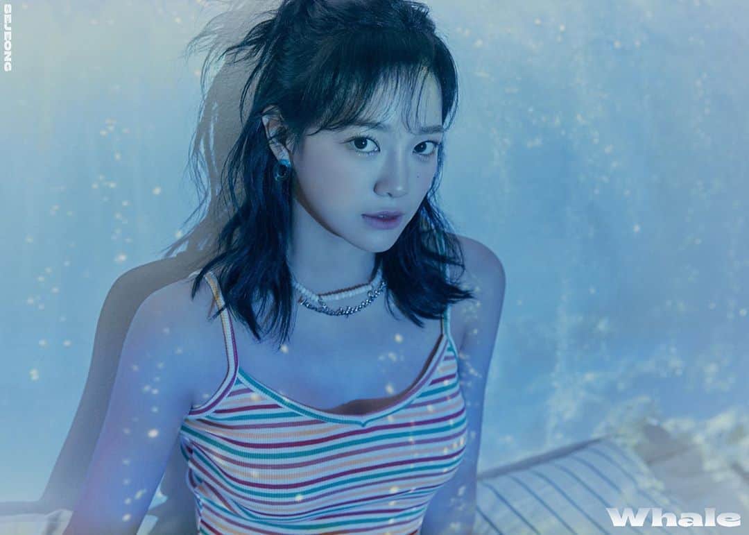 のインスタグラム：「SEJEONG Digital Single [Whale] 2020. 8. 17 6PM (KST) . OFFICIAL PHOTO . #세정 #SEJEONG #Whale #20200817_6PM」