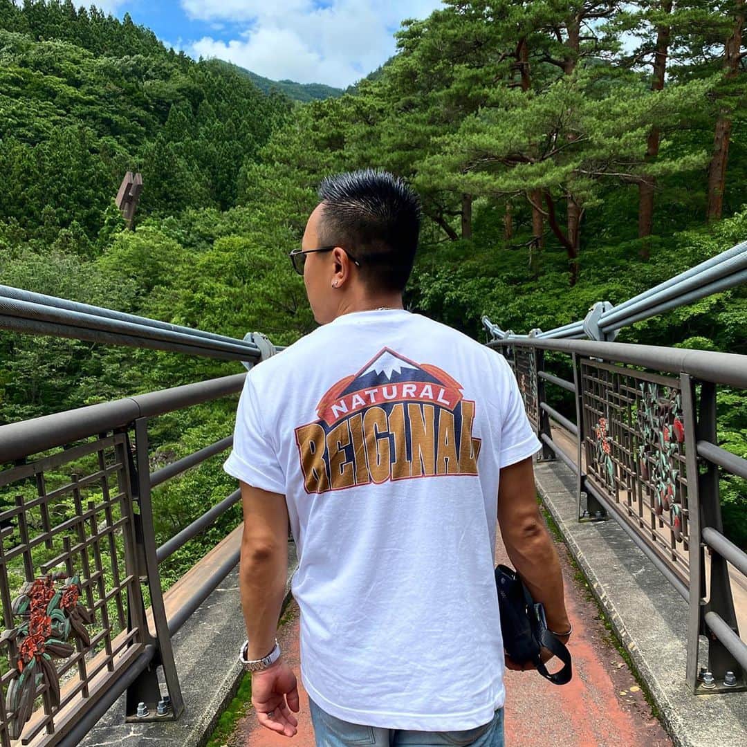 野中泰輔のインスタグラム：「毎日暑いですね😵 今年は短い夏になるのか、長い夏になるのか…気になりますね🤔  #bboytaisuke #reiginal #reiginal2020」