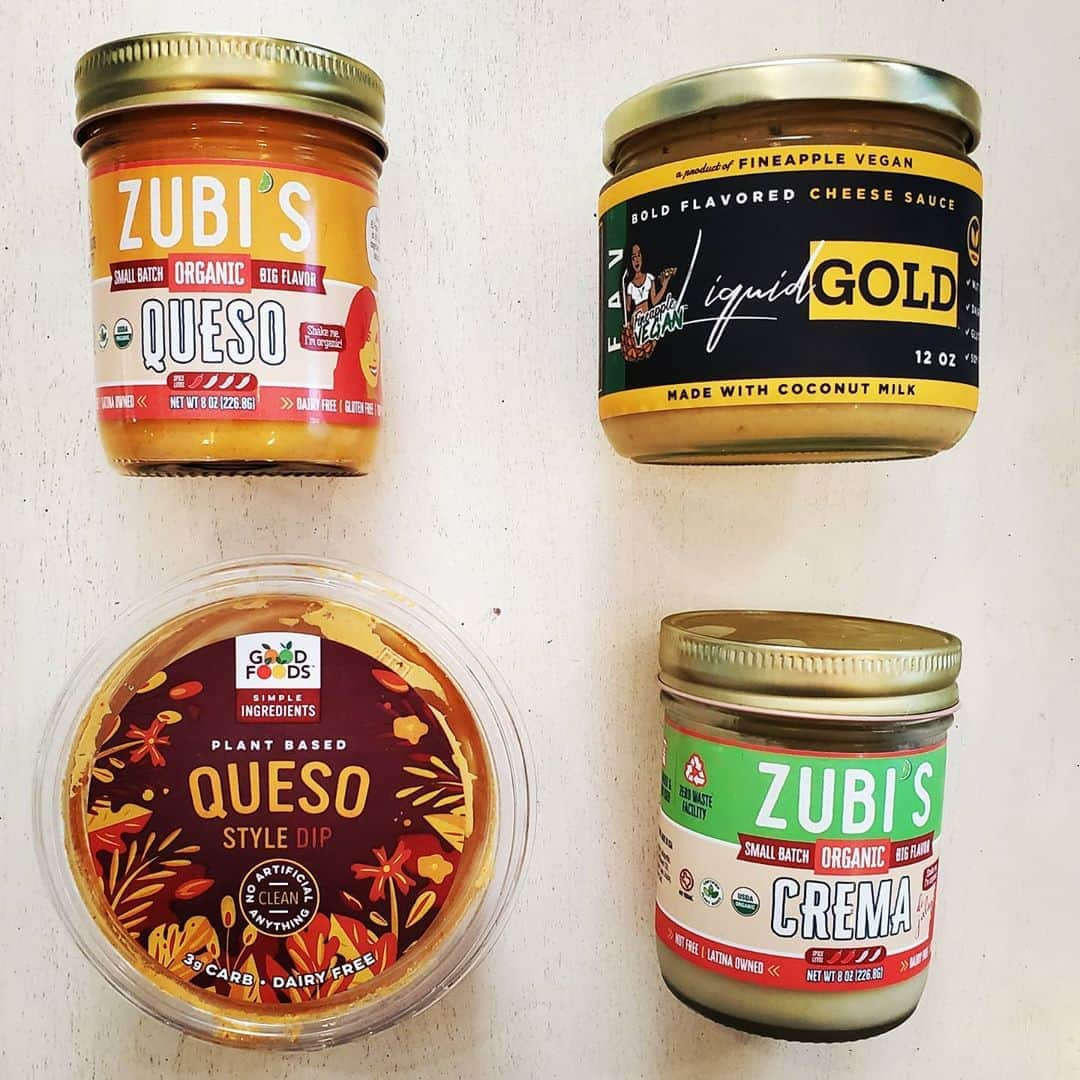 ガソリングラマーさんのインスタグラム写真 - (ガソリングラマーInstagram)「THE BEST PLANT BASED VEGAN GF NUT FREE CHEESE SAUCE DIPS AROUND🧀🌶🧅🌿🧄🥥 @eatzubi #queso #veganqueso #jalapeñocrema @fineapplevegan #liquidgold  @goodfoods #queso  #vegan #veganfood #whatveganseat #vegansofinstagram #foodie #food #plantbased #vegetarian #VEGANGOOD #vegansofig #veganfoodie #foodie #plantbased #plantbasedfood #plantbasedfoodie  @gasolineglamour #gasolineglamour #cheesesauce #zubiatescocina  #eatzubi  #fineapplevegan  #goodfoods  #dip Not paid just sharing the good stuff 👍」8月13日 0時11分 - gasolineglamour