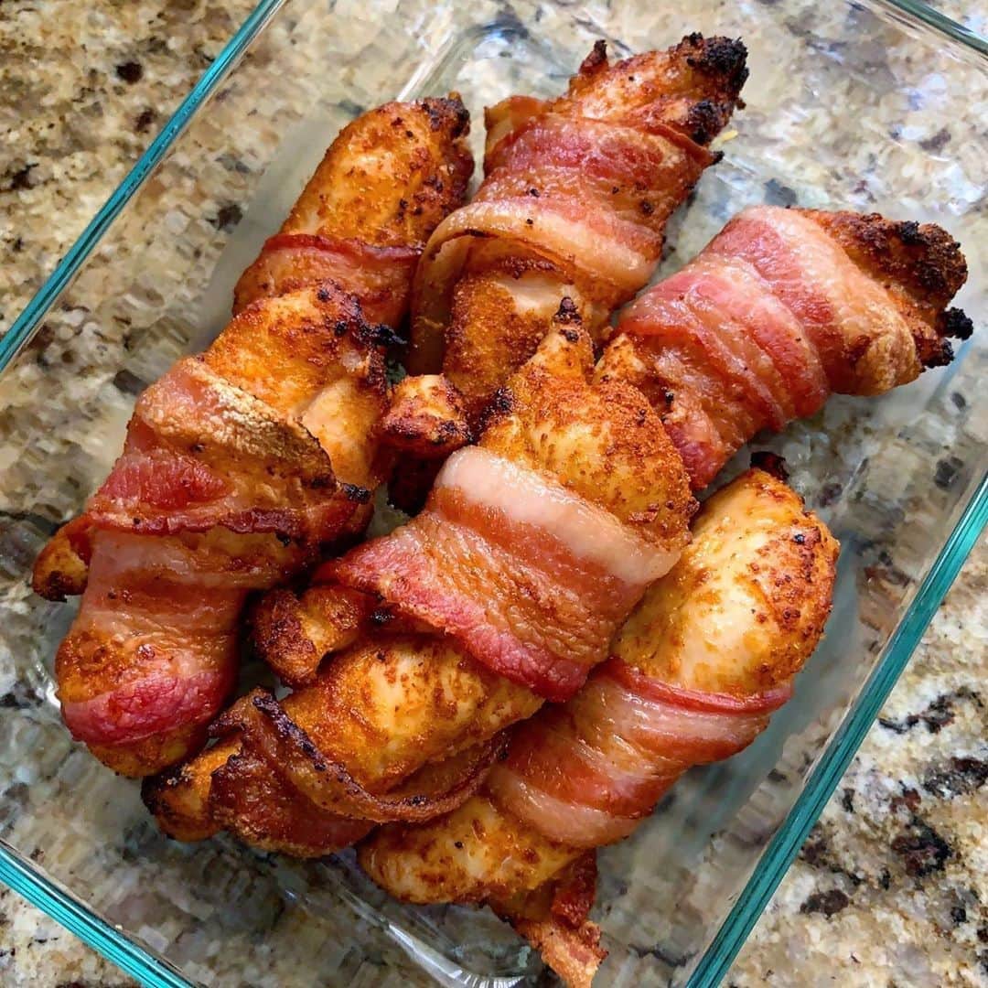 Flavorgod Seasoningsさんのインスタグラム写真 - (Flavorgod SeasoningsInstagram)「Bacon Wrapped Spicy Chicken Tenders⁠ ⠀-⁠ Customer:👉 @keto_rebel⁠ Seasoned with:👉 #Flavorgod Hot Wing Seasoning⁠ -⁠ KETO friendly flavors available here ⬇️⁠ Click link in the bio -> @flavorgod⁠ www.flavorgod.com⁠ -⁠ "I tossed the chicken tenders in @flavorgod Hot Wings seasoning, than wrapped them in bacon. Cook in the air fryer @ 400 degrees for about 15-20 mins. Just make sure to have a side of ranch dressing ready for dipping. 🥵😋"⁠ -⁠ Flavor God Seasonings are:⁠ 💥 Zero Calories per Serving ⁠ 🙌 0 Sugar per Serving⁠ 🔥 #KETO & #PALEO Friendly⁠ 🌱 GLUTEN FREE & #KOSHER⁠ ☀️ VEGAN-FRIENDLY ⁠ 🌊 Low salt⁠ ⚡️ NO MSG⁠ 🚫 NO SOY⁠ 🥛 DAIRY FREE *except Ranch ⁠ 🌿 All Natural & Made Fresh⁠ ⏰ Shelf life is 24 months⁠ -⁠ #food #foodie #flavorgod #seasonings #glutenfree #mealprep #seasonings #breakfast #lunch #dinner #yummy #delicious #foodporn」8月13日 10時01分 - flavorgod