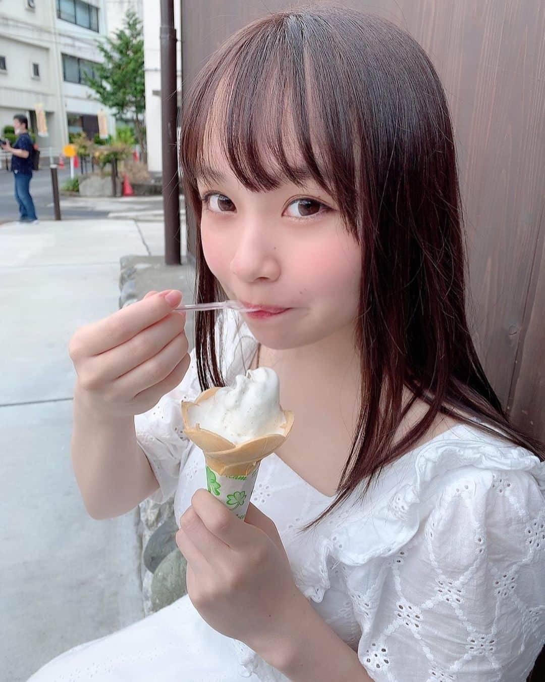 大嶋みくさんのインスタグラム写真 - (大嶋みくInstagram)「夏のひと時……  #photooftheday #instagood #instafollow #followback #followme #photo #portraits #ポートレイト #kawaii #cute #beauty #girlsphoto #美脚 #被写体モデル #인물사진그램 #인물사진슈가아노 #인물사진 #모델촬영 #撮影会 #グラビア #感性 #エロい #尻テロ #美少女 #portraitphotography#谷間#ポートレート＃ヘアアレンジ」8月13日 10時19分 - oshima_miku