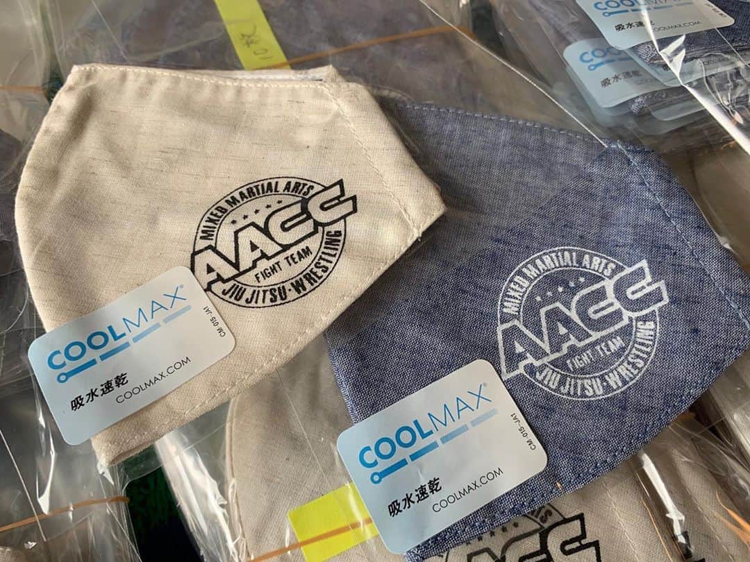 のインスタグラム：「お待たせしました！ AACCアベノマスク AACC COOLMAXマスク追加オーダー分入荷しました‼️ 来週から渡せるので大森で渡せる人は声かけてください☝🏻 AACC COOLMAX mask is available again. #aacc #aacccoolmaxmask #mask #マスク #aaccアベノマスク #swamp #swampマスク」