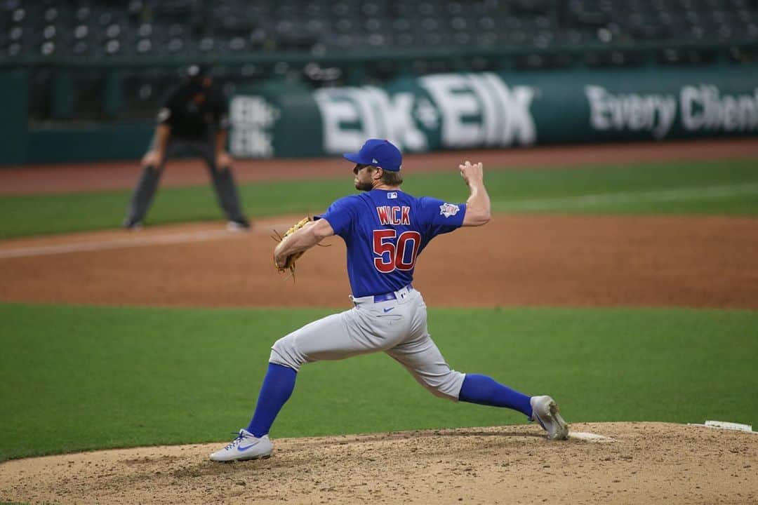 シカゴ・カブスさんのインスタグラム写真 - (シカゴ・カブスInstagram)「#Cubs win! Cubs sweep! 🧹 🧹」8月13日 10時55分 - cubs