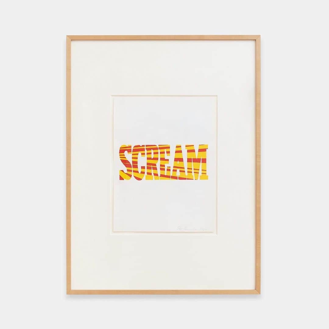 ガゴシアン・ギャラリーさんのインスタグラム写真 - (ガゴシアン・ギャラリーInstagram)「A selection of Ed Ruscha’s typographic and image-based drawings will be on view in “Works on Paper from a Distinguished Private Collection,” a joint exhibition with Acquavella Galleries and Pace Gallery opening today at Pace’s gallery in East Hampton, New York.   Compositions that feature single words dominated Ruscha’s work throughout the 1960s and into the early 1970s. In both paintings and drawings, the artist presented seemingly random words divorced from both context and meaning, largely selected for their appearance or sound only. Follow the link in our bio to learn more about the exhibition and the esteemed Donald B. Marron Collection. __________ #EdRuscha #MarronCollection #AcquavellaGalleries #Gagosian #PaceGallery @edruschaofficial @pacegallery @acquavellagalleries (1) Ed Ruscha, “Black Boxer,” 1979; (2) Ed Ruscha, “Red Yellow Scream,” 1964; (3) Ed Ruscha, “Honk,” 1964. Artwork © Ed Ruscha」8月13日 2時08分 - gagosian