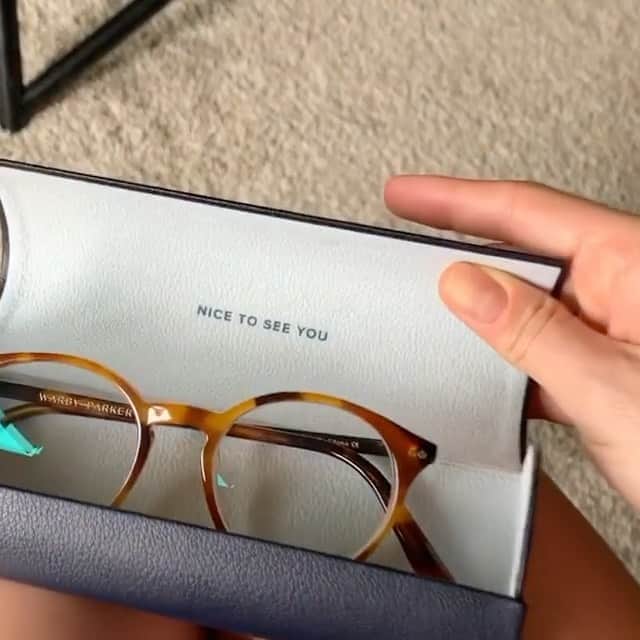 Warby Parkerのインスタグラム：「Just received your new frames but think the fit could use some tweaking? We've got some options for you! 🤓We've reopened our stores with modified operations, but we understand it may not be easy to get to an optician during these times. Head to our Story to learn some simple at-home adjustments you can make to help your frames fit more comfortably until your next visit at one of our stores or a local optical shop. 👍 (Video by @jocelyn_dom.)」