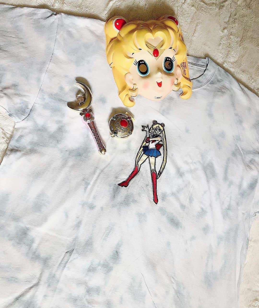 Sailor Moonさんのインスタグラム写真 - (Sailor MoonInstagram)「✨🌙 So excited for my @secretteeclub Sailor Moon tee! I’m gonna feel super cool wearing this!! 🌙✨  #sailormoon #セーラームーン　#secretteeclub #tee #fashion #tiedye #tiedyefashion」8月13日 2時49分 - sailormoon_sc
